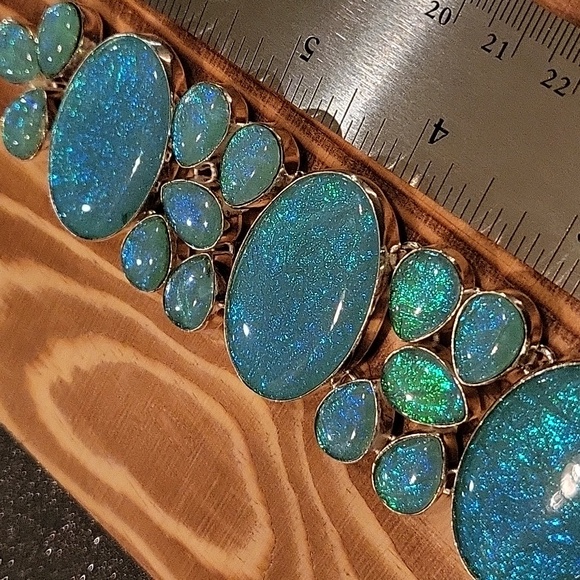 Gorgeous Triple Opal Bracelet - NWOT - Picture 7 of 7